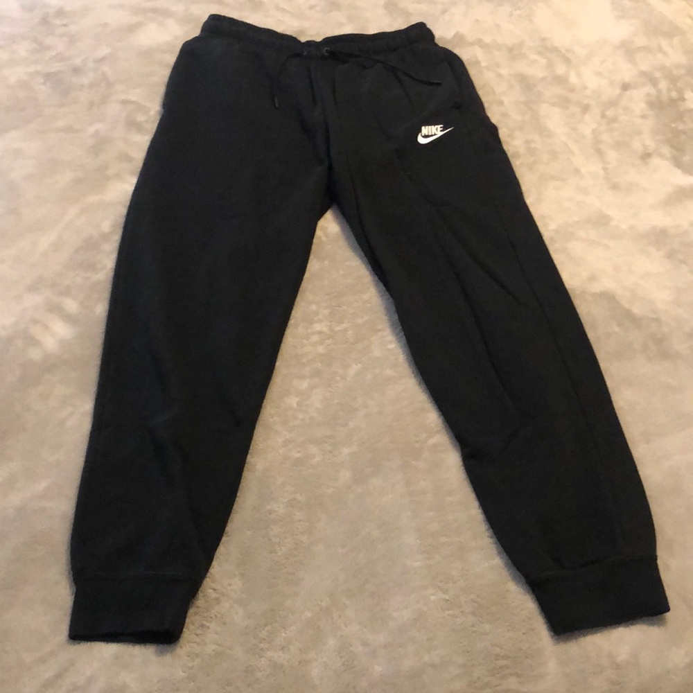 Black Small Women’s Nike Joggers
